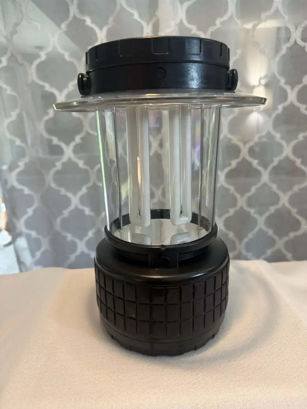 Rayovac Sportsman 8D Fluorescent Camping Lantern